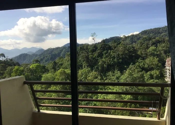 3 Bedroom Homewood Suites Meranti A-407 Genting Highland